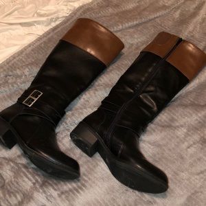 Black/brown boots